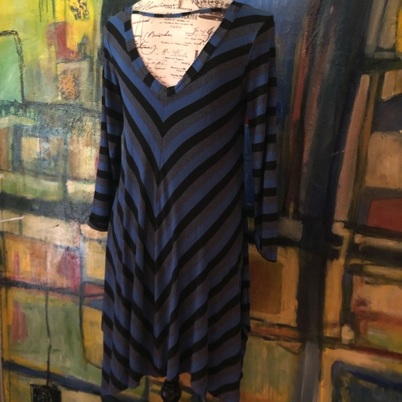 Ella Moss asymmetrical V tunic -long sz medium - Picture 6 of 8